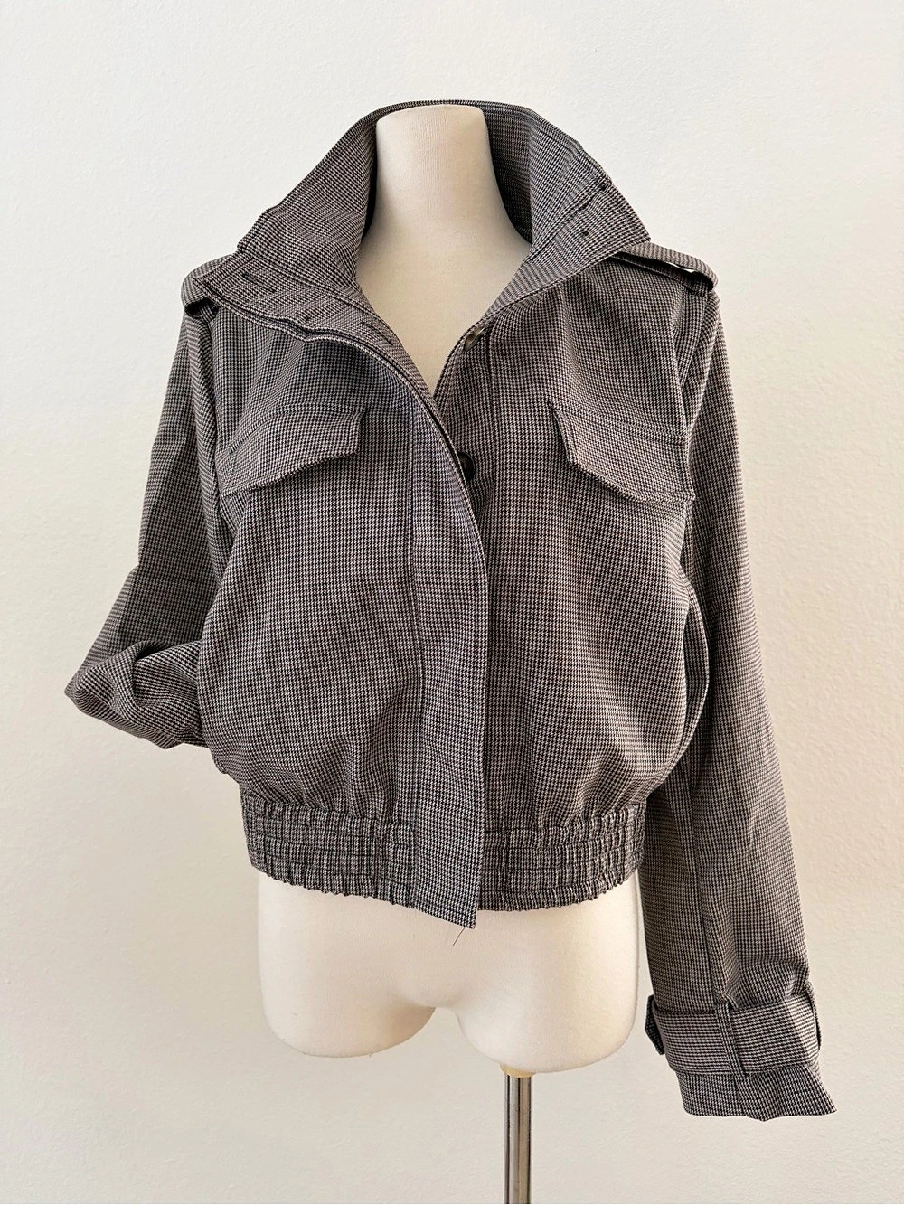 NWT House of Harlow 1960 Houndstooth Cropped Bomber Jacket Funnel Neck Small